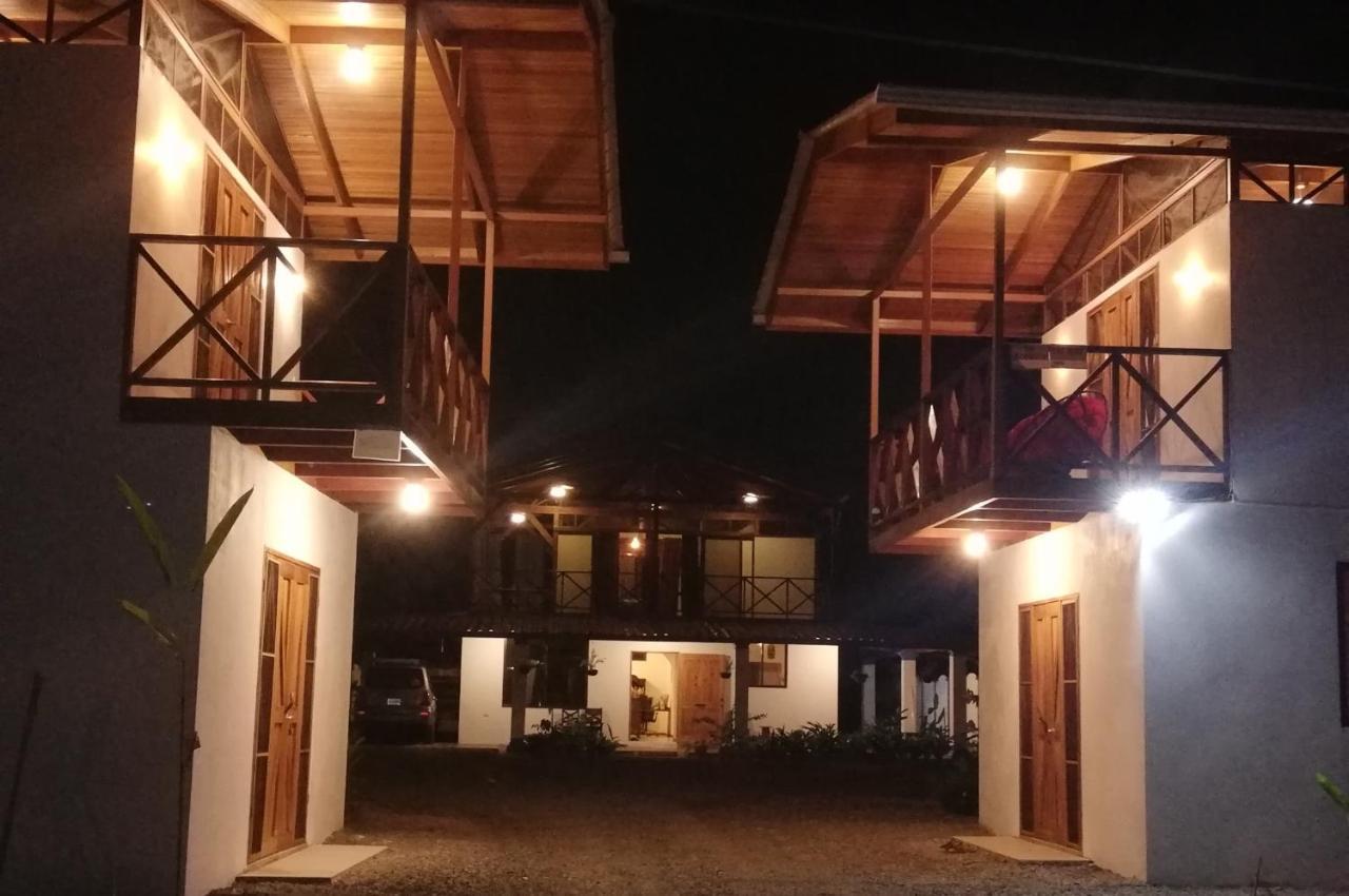 Ibiza Tropical Beach Villas ウビタ エクステリア 写真